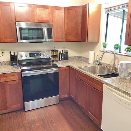 Peaceful, Private Master Bedroom With Own Bath Near Hilo, With Ac! Keaau Esterno foto